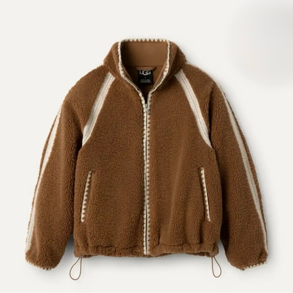NWT UGG Sweater Jacket Size Small Brown
Nikia Crochet UGGfluff Jacket